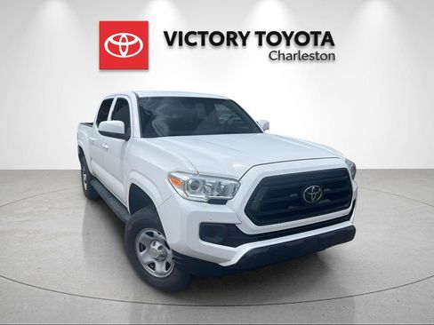 Used 2020 Toyota Tacoma SR AWD/4WD image 3