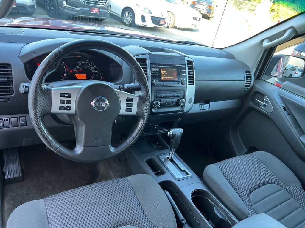 Used 2014 Nissan Frontier SV RWD image 13