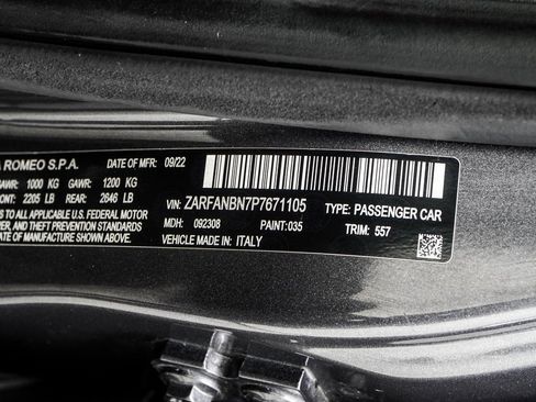 Used 2023 Alfa Romeo Giulia Veloce image 47