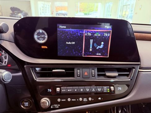 Certified 2022 Lexus ES 350 w/ Premium Package image 23