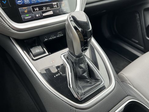 Certified 2023 Subaru Outback Limited image 15