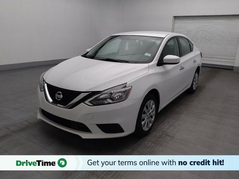 Used 2019 Nissan Sentra S FWD image 1