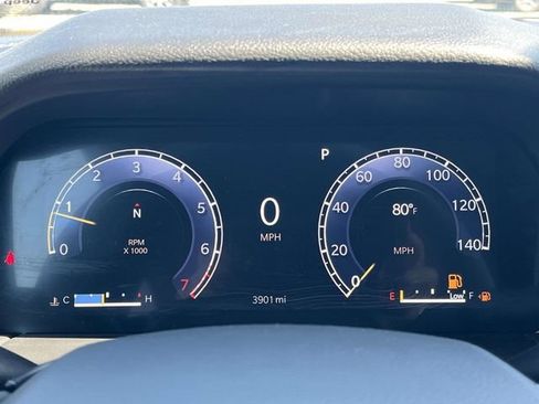 Used 2025 Jeep Grand Cherokee Laredo X w/ Luxury Tech Group I RWD image 35