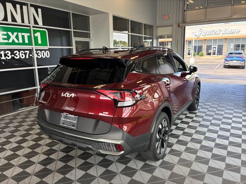Used 2023 Kia Sportage X-Line w/ X-Line Premium Package AWD/4WD image 6