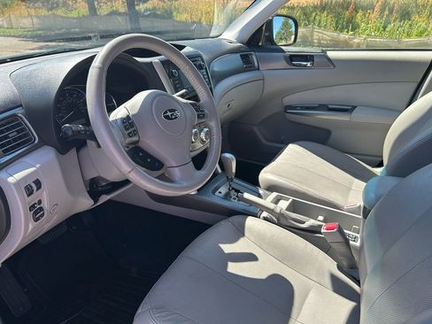 Used 2012 Subaru Forester 2.5X Limited image 10