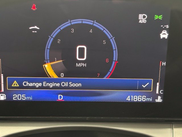 Used 2025 Chevrolet Trax LT w/ Driver Confidence Package FWD image 24