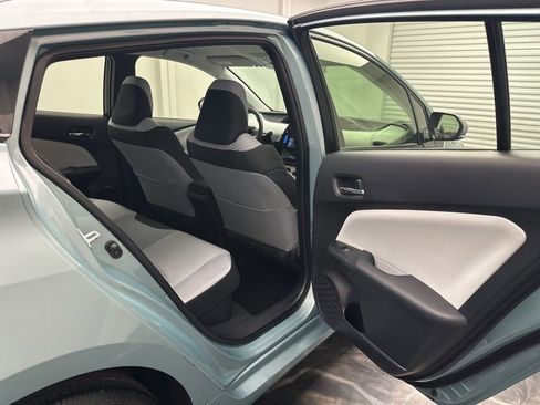 Used 2016 Toyota Prius Two image 7