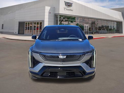 New 2026 Cadillac Optiq Sport 1 w/ LPO, Floor Liner Package AWD/4WD image 2