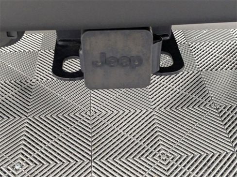 Used 2022 Jeep Wrangler Unlimited Rubicon w/ Trailer Tow Package image 29