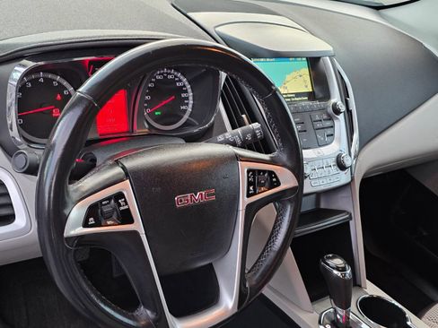 Used 2016 GMC Terrain SLE w/ Convenience Package image 9