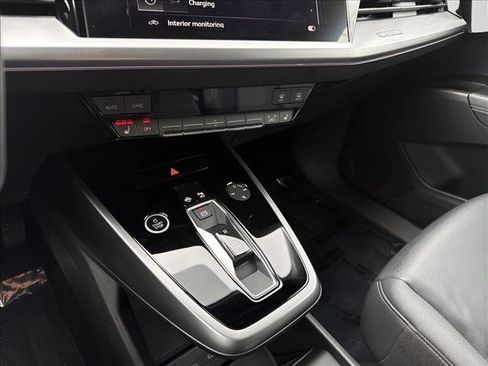 Used 2022 Audi Q4 e-tron Premium Plus image 21