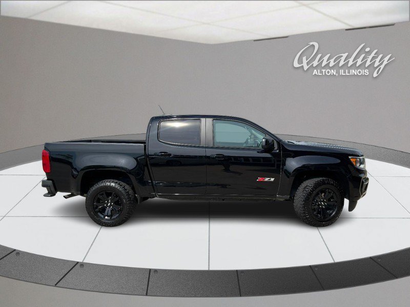 Used 2022 Chevrolet Colorado Z71 w/ Z71 Midnight Edition AWD/4WD image 3