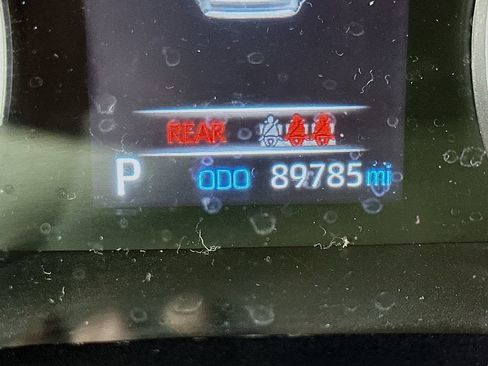 Used 2022 Toyota RAV4 LE image 33