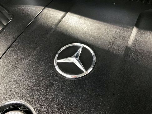 Used 2025 Mercedes-Benz GLE 350 4MATIC image 32