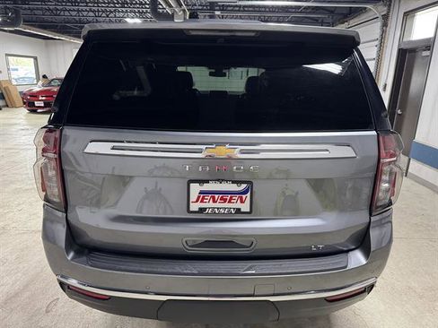 Used 2021 Chevrolet Tahoe LT w/ Luxury Package AWD/4WD image 5