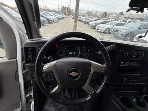 Used 2019 Chevrolet Express 3500 w/ Driver Convenience Package image 13
