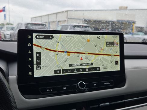 Used 2025 Mitsubishi Outlander SEL image 24