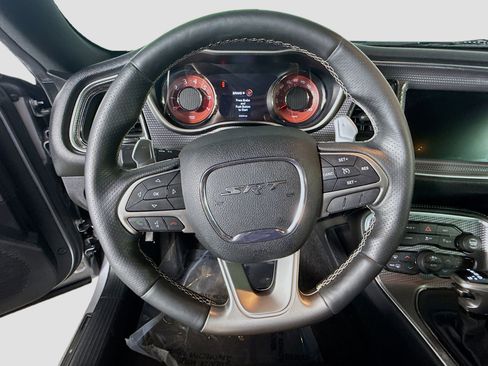 Used 2016 Dodge Challenger SRT Hellcat image 13