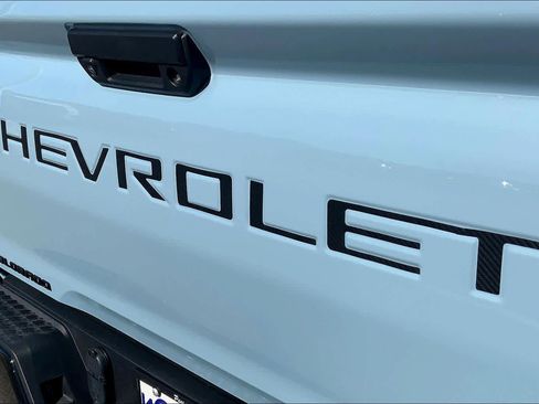 Used 2025 Chevrolet Colorado Z71 image 30