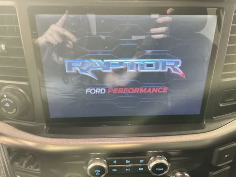Used 2023 Ford F150 Raptor w/ Raptor Carbon Fiber Package AWD/4WD image 18