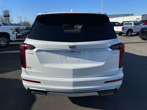 Used 2024 Cadillac XT6 Premium Luxury image 4