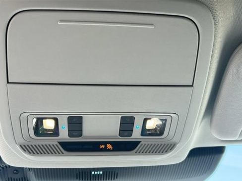 New 2026 Ford Explorer Active RWD image 27