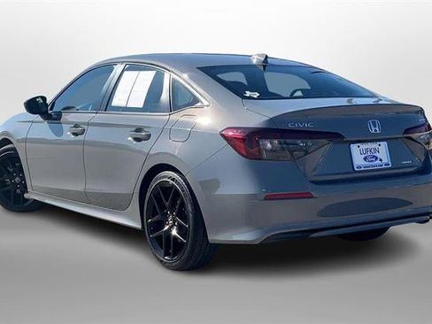 Used 2025 Honda Civic Sport image 10