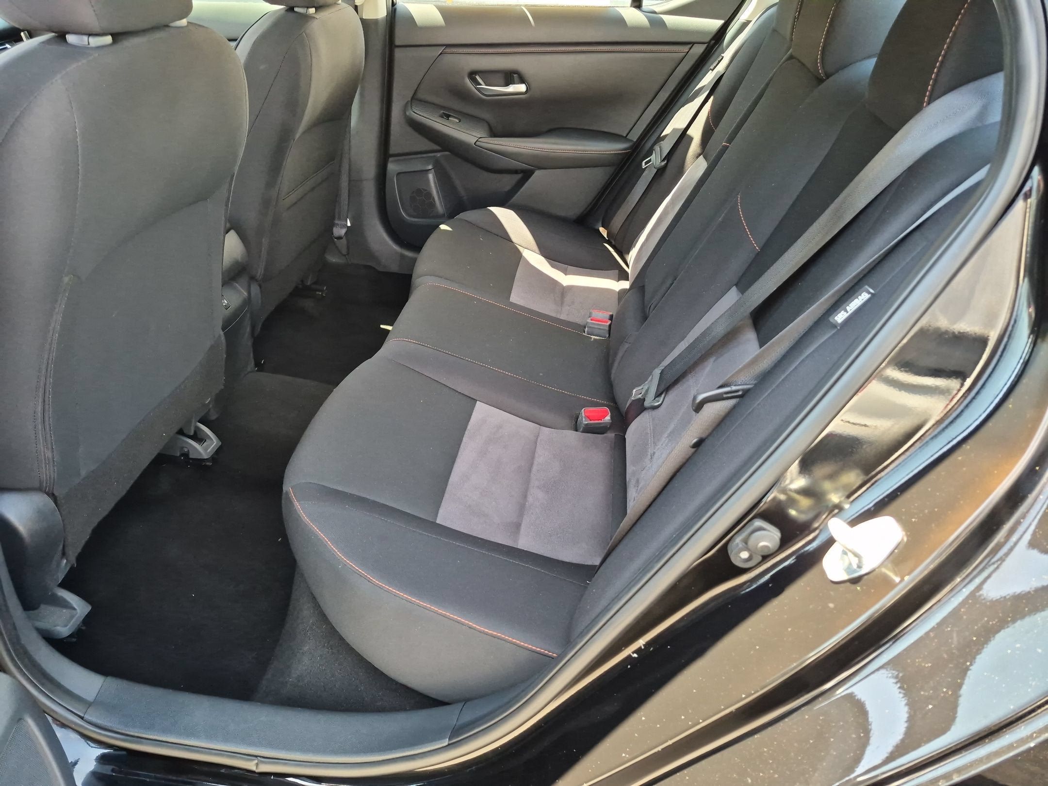Used 2022 Nissan Sentra SR w/ Midnight Edition FWD image 15
