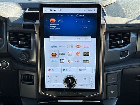 Used 2024 Ford F150 Lightning Lariat image 17