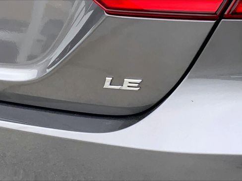 Used 2024 Toyota Camry LE image 27