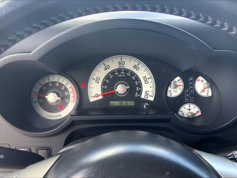 Used 2014 Toyota FJ Cruiser 4WD w/ Upgrade Package image 25