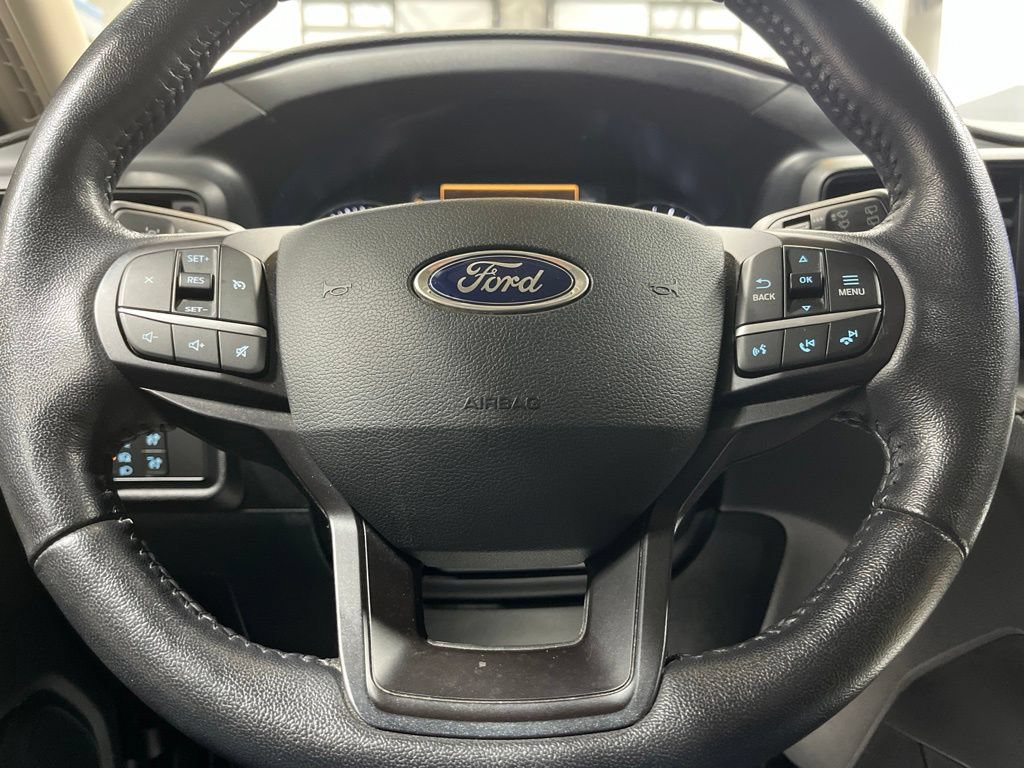 Used 2020 Ford Explorer XLT w/ Comfort Package AWD/4WD image 20