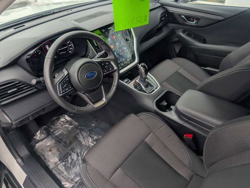 Certified 2025 Subaru Outback Premium w/ Popular Package #1A image 18