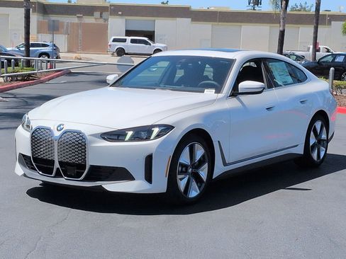 New 2026 BMW i4 xDrive40i w/ Premium Package AWD/4WD image 5