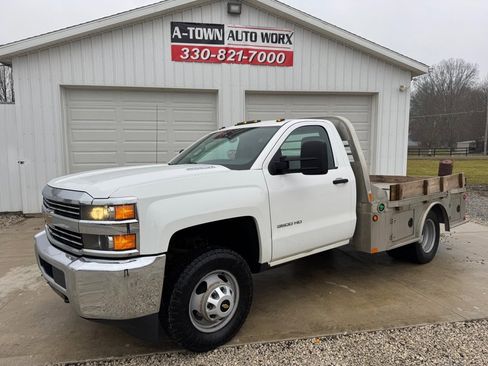 Used 2015 Chevrolet Silverado 3500 W/T image 1