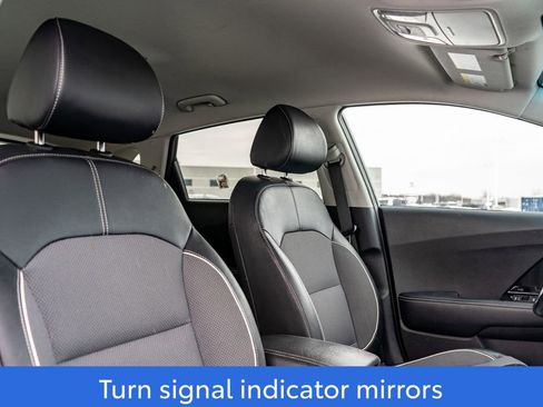 Used 2021 Kia Niro EX w/ Cold Weather Package image 12