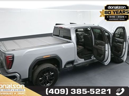 Used 2025 GMC Sierra 2500 AT4 w/ AT4 Preferred Package AWD/4WD image 25