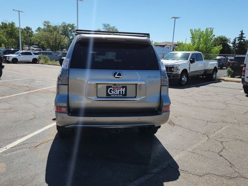 Used 2023 Lexus GX 460 Premium w/ Premium Package AWD/4WD image 7