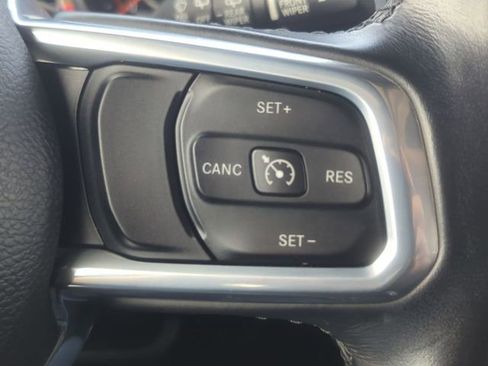 Used 2021 Jeep Wrangler Unlimited Sahara image 14