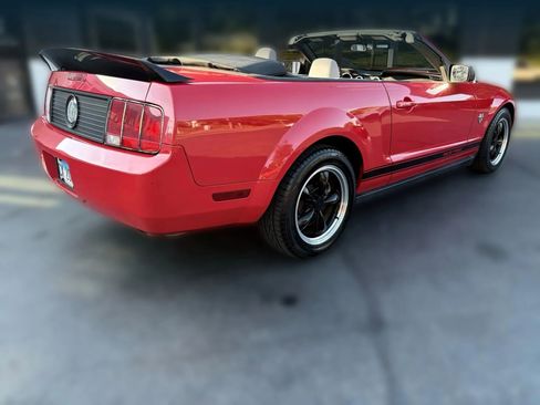 Used 2009 Ford Mustang Premium image 5