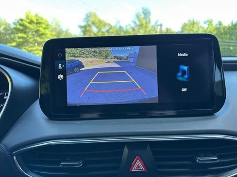 Used 2023 Hyundai Santa Fe SEL image 17