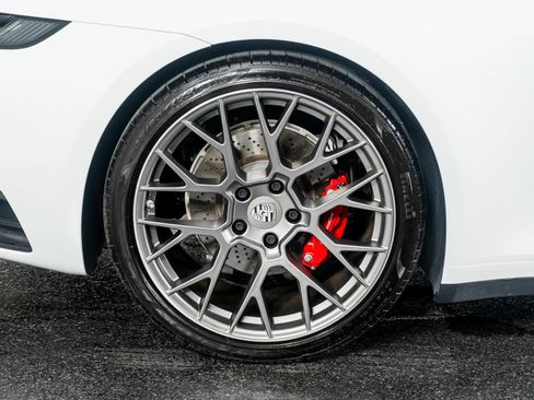 Used 2021 Porsche 911 Carrera 4S image 9