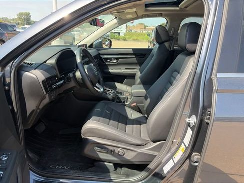 Used 2025 Honda CR-V EX-L image 10