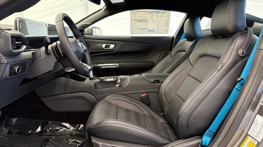 New 2026 Ford Mustang GT Premium w/ GT Performance Package RWD image 11