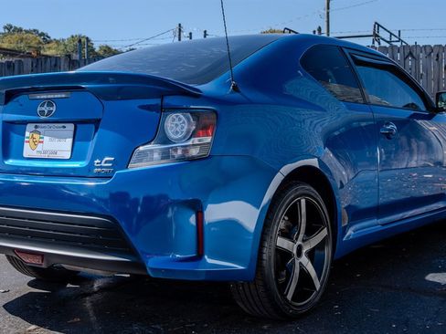 Used 2014 Scion tC image 5