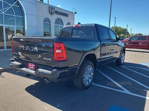 New 2026 RAM 1500 Big Horn AWD/4WD image 8