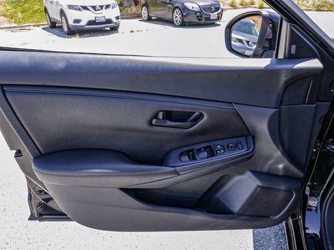 Used 2024 Nissan Sentra S FWD image 13