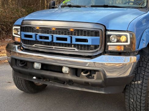 Used 2004 Ford F250 XLT image 27