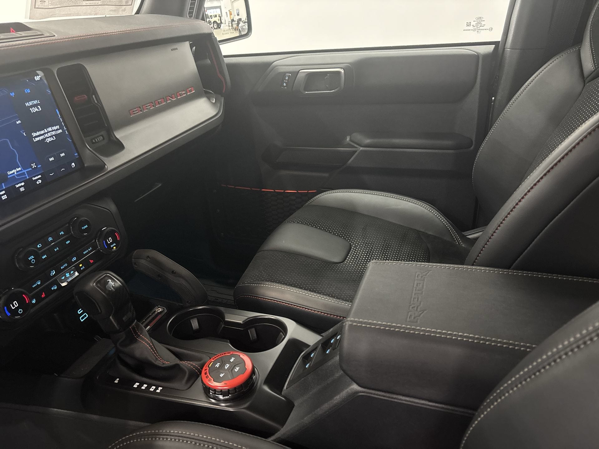 New 2025 Ford Bronco Raptor w/ Interior Carbon Fiber Pack AWD/4WD image 22