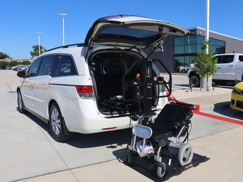 Used 2016 Honda Odyssey EX-L image 23